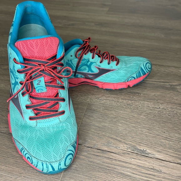 Mizuno Wave Hitogami 2 Running Shoe - Women's 8.5 - Picture 2 of 8